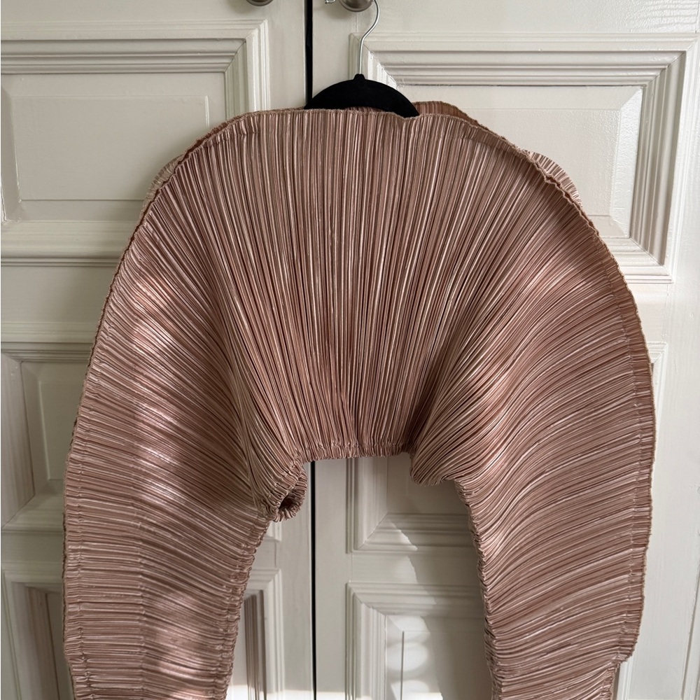 Pleated Sculptural shirt in Dusty Rose